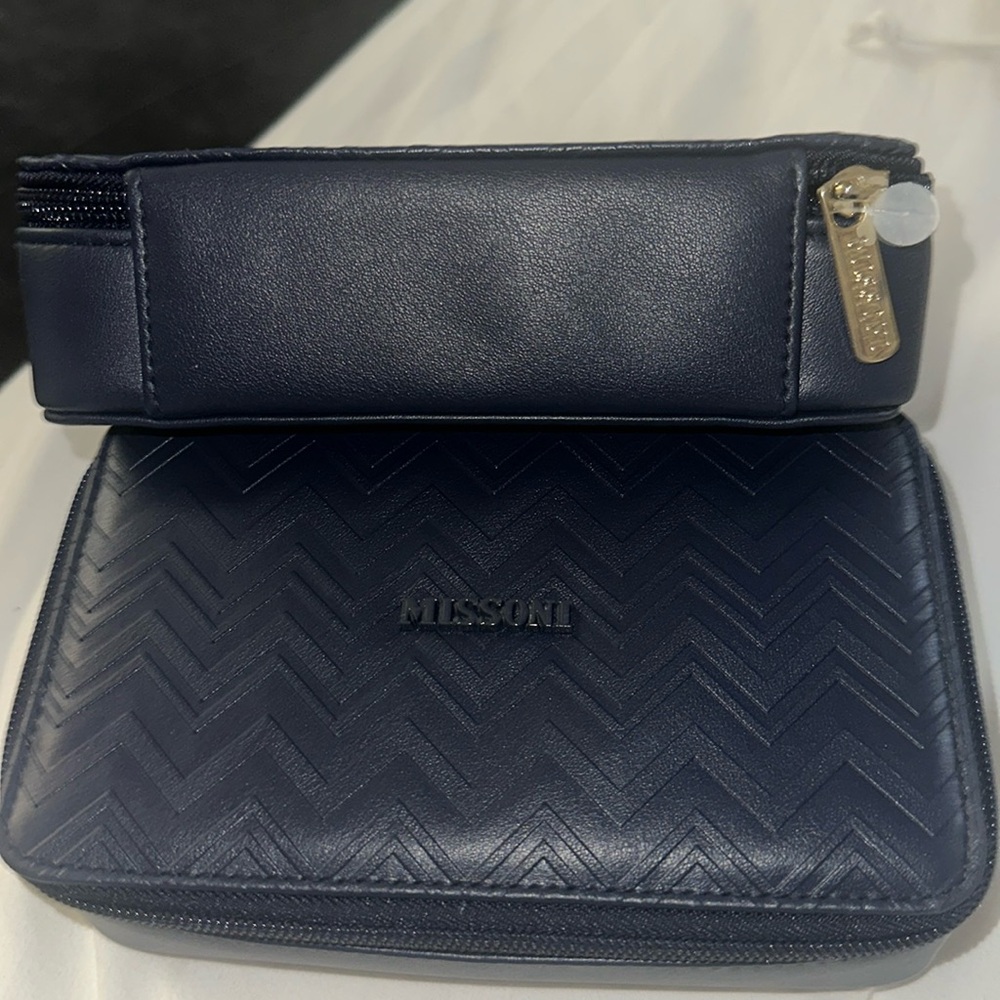 COPY - NWT Missoni x Delta amenity kit 2 bags